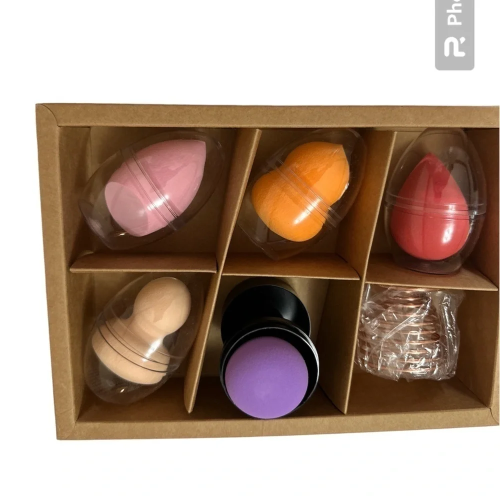 Makeup Sponge Set With Holder 6 Pieces New